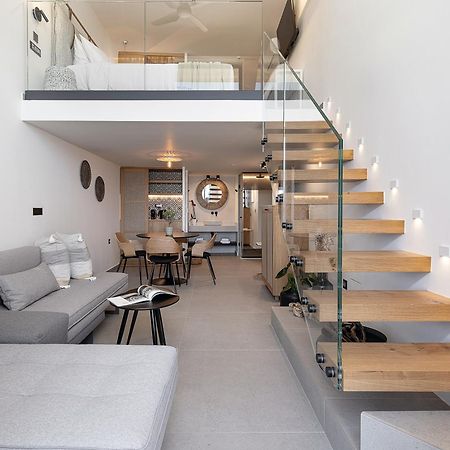 Calla Luxury Seafront Suites 罗希姆诺 外观 照片