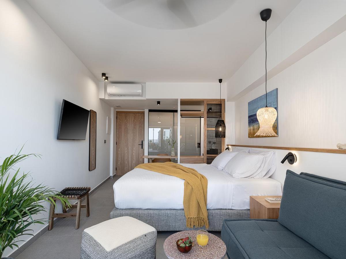 Calla Luxury Seafront Suites 罗希姆诺 外观 照片