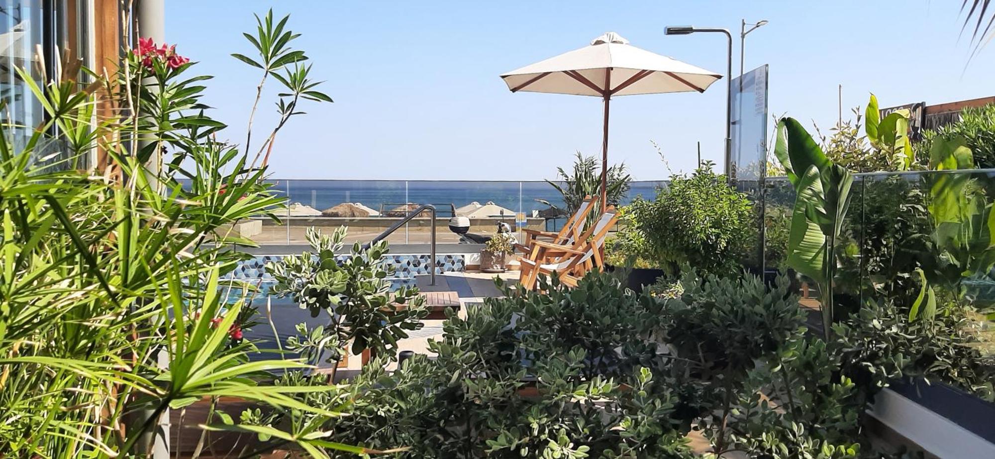 Calla Luxury Seafront Suites 罗希姆诺 外观 照片